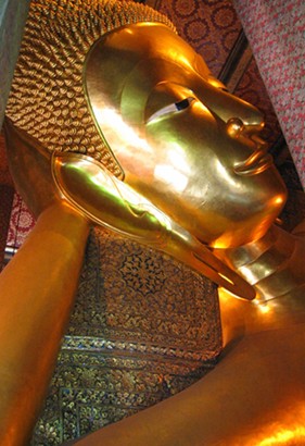 temple du bouddha couch� � Bangkok