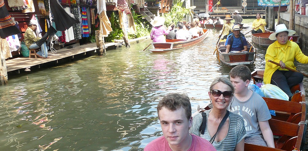 Damnoen Sadduack en bateau