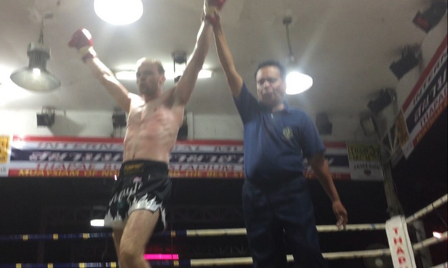 Victoire par KO pour Jonathan à Chiang Mai