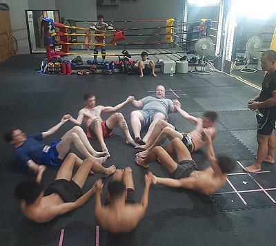 Entrainement de muay thai à Chiang Mai, Thaïlande