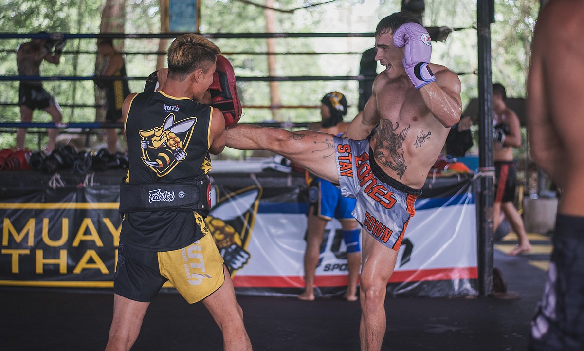 Entrainement au muay thai en Thailande