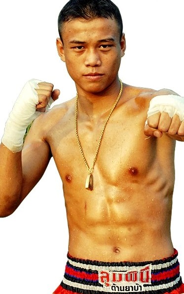 Champion thailandais de boxe thai