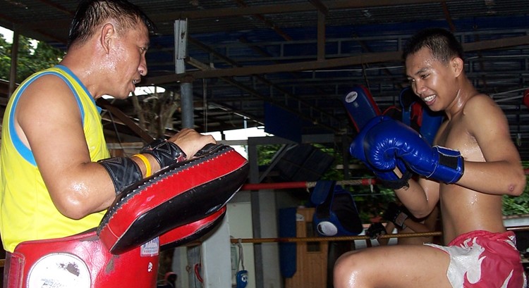 Entrainement aux paos en Thailande