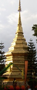 Chedi d'un monast�re de Chiang Rai