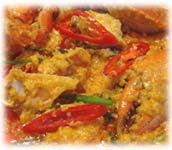 Crabe saut au curry jaune