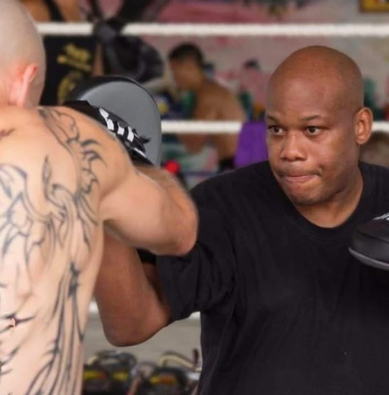 Entraineur expérimenté francophone de boxe anglaise à Chiang Mai