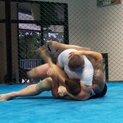 gymnase d'entrainement au MMA en Thailande, en bord de mer