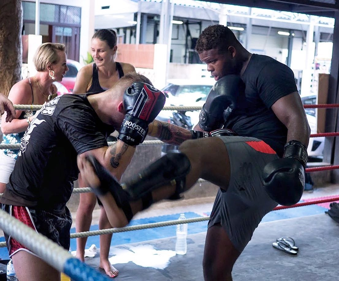 Entrainement au muay thai pour perdre du poids à Koh Samui