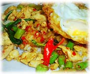 Poulet frit pic au basilic Thai