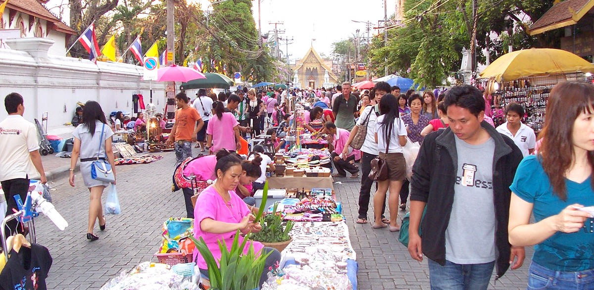 Marché près du guesthouse pour séjour longue durée en Thailande